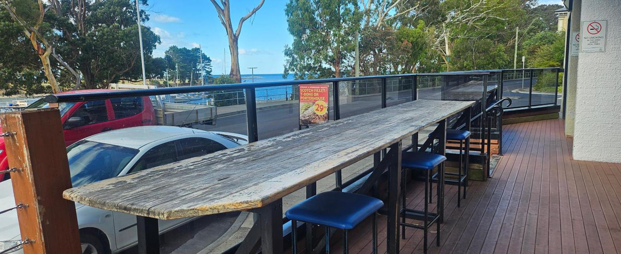 The Wharf Hotel Wynyard Exterior photo